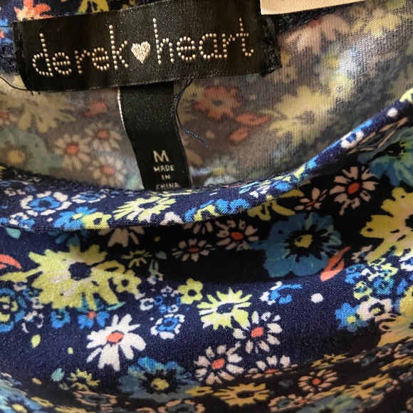 Derek Heart flowered dress size medium - Picture 3 of 6